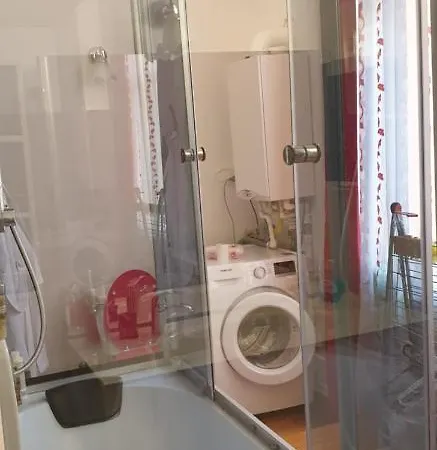 Kronhome Castelului Apartment *