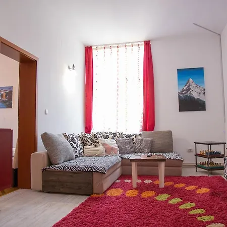 Kronhome Castelului Apartment